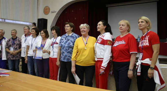 Олимпийские чемпионы СССР и России продолжают встречи в Хакасии (ФОТО)