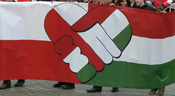 Польша намерена голосовать против санкций ЕС в отношении Венгрии