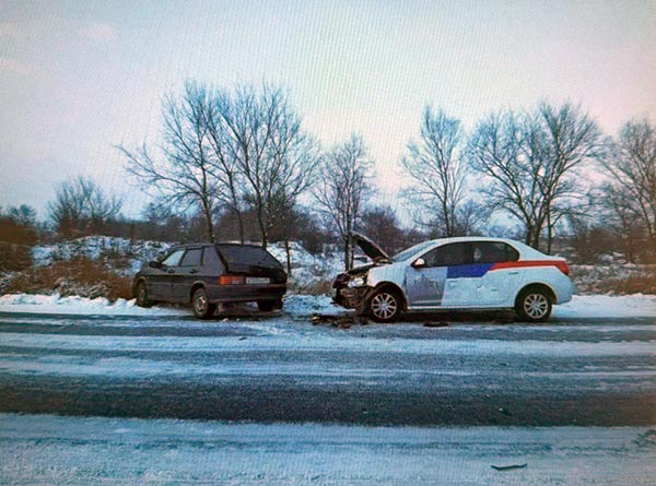 Пассажир автомобиля пострадал в результате ДТП в Усть-Абакане