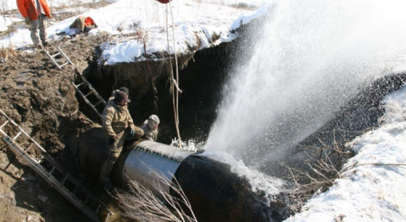 В Саратове более 400 тысяч жителей остались без воды в морозы