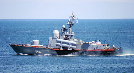 Черноморский флот провел учебные стрельбы