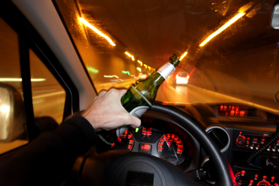 Любовь к пиву и автомобилям довела жителя Хакасии до уголовной статьи