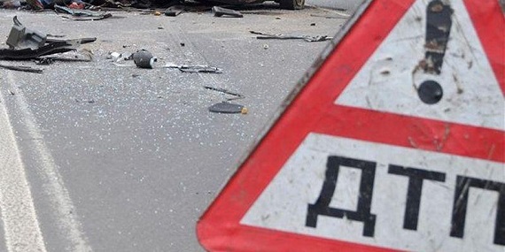 В Хакасии легковушка влетела в электроопору: погибла пассажирка