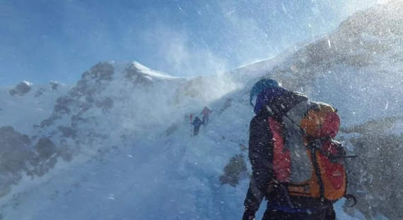 МЧС РФ: На Эльбрусе погибли пять альпинистов