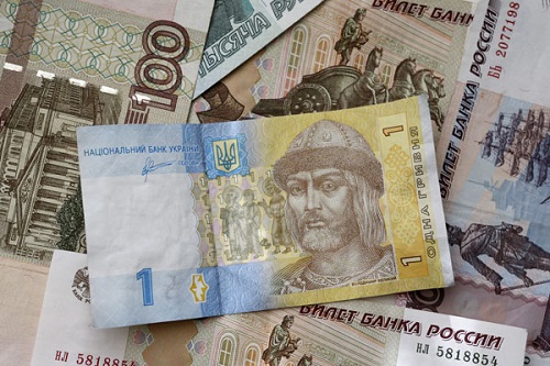 Московская биржа приостанавливает торги украинской гривной