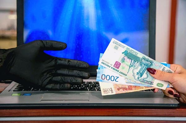 Ещё две жительницы Абакана пополнили список жертв аферистов