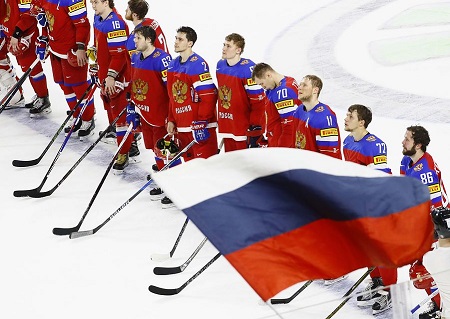 Сборная России по хоккею сегодня сыграет в «олимпийском» составе