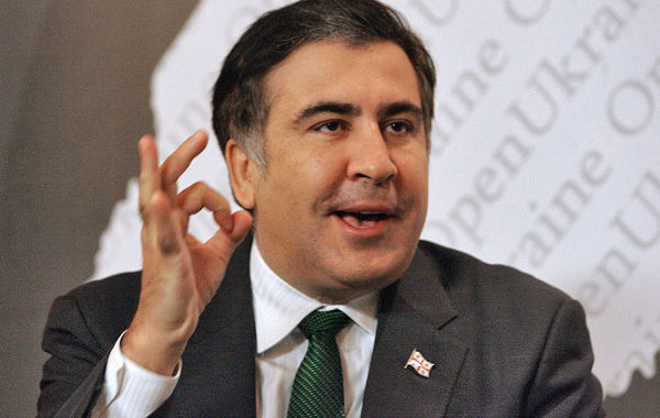 Суд оштрафовал Саакашвили и пригрозил лишением свободы