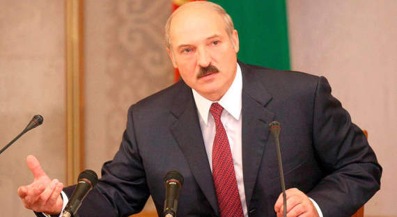 Лукашенко допустил введение военного положения в Беларуси