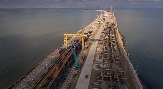 "Коммерсант": сроки строительства Керченского моста будут сорваны