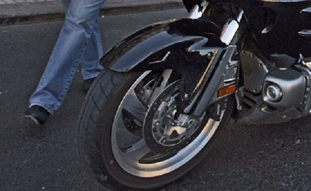 В Хакасии подросток на мотоцикле сбил одноклассницу