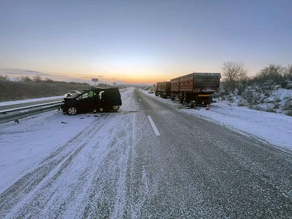 В Алтайском районе произошла смертельная авария, унесшая жизнь водителя легковушки