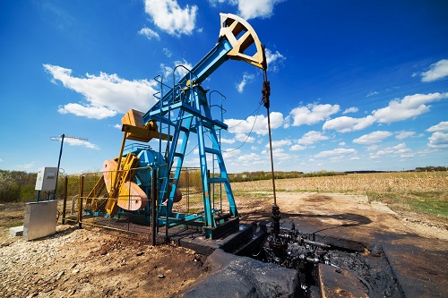 Россия получила триллион рублей от глобального сокращения нефтедобычи