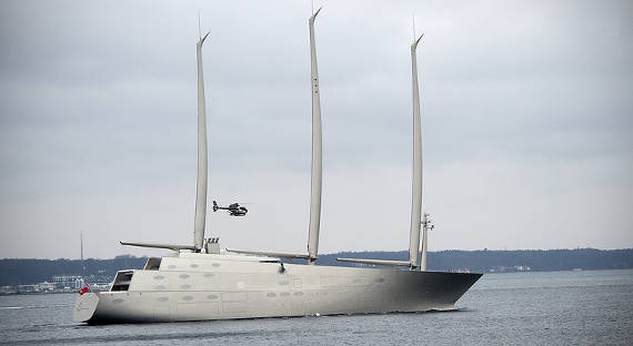 Яхту российского миллиардера арестовали из-за долгов