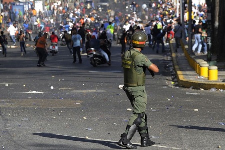 В Венесуэле провалилась попытка военного мятежа против Мадуро