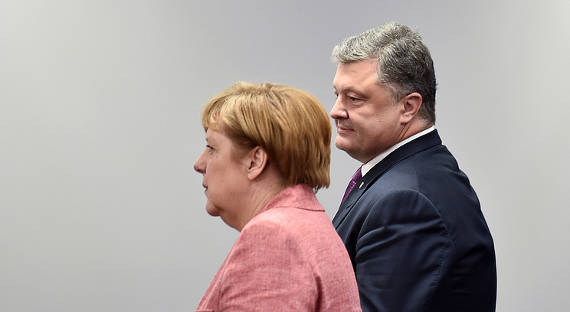 Порошенко, Меркель и Олланд договорились встретиться