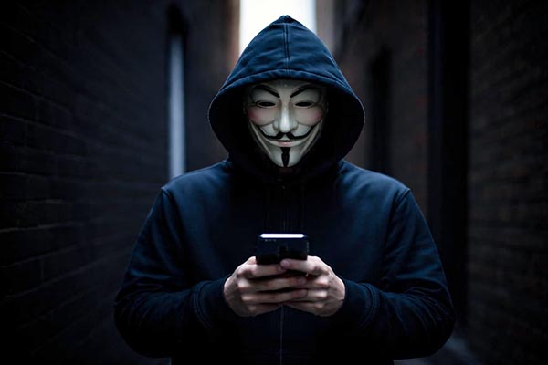 Мошенники уговорили жителя Абакана продать два автомобиля, и забрали деньги