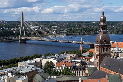 Спешащие в Латвию туристы из Хакасии должны много раз подумать