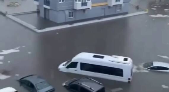 В турецкой Анталье начались наводнения из-за дождей