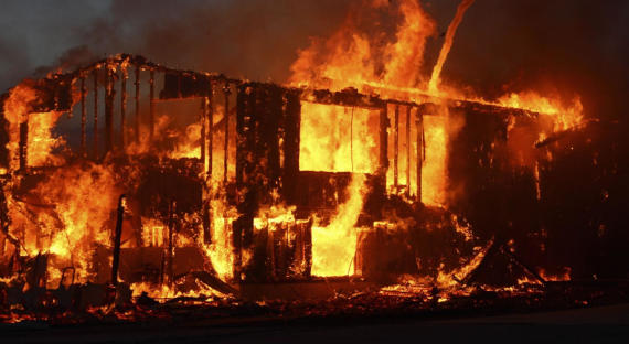 Пожары в Хакасии: Три пятничных пожара и два субботних