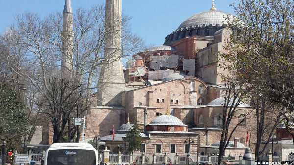 В Стамбуле произошел теракт