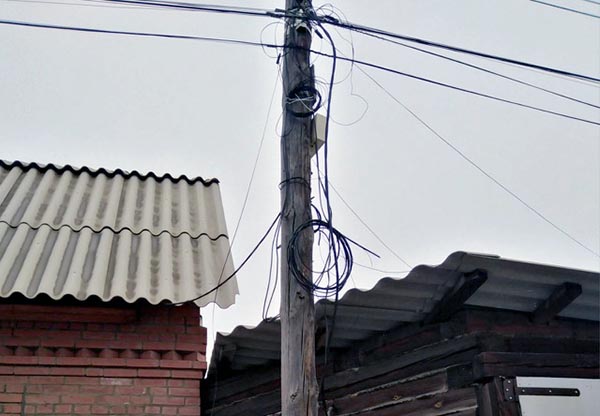 «Россети Сибирь» предупреждают: незаконные подвесы ВОЛС на ЛЭП в Хакасии угрожают стабильности энергосистемы и жизни людей