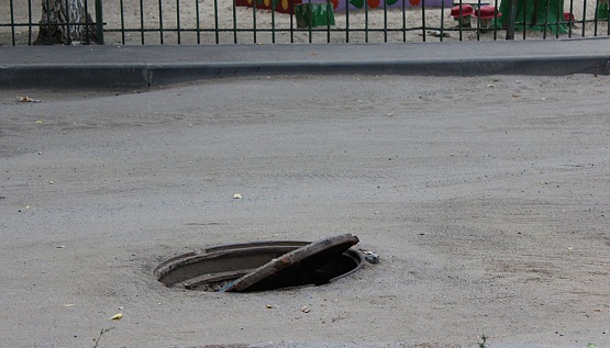 В Новосибирске мужчина погиб, уступив дорогу незнакомцу