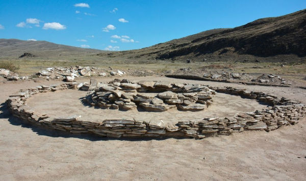 В Туве найдено древнее святилище