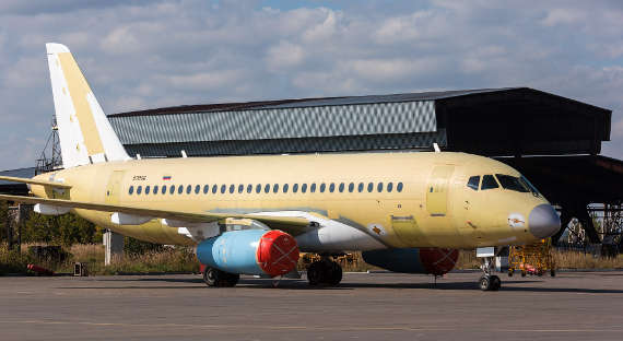 Ирландская авиакомпания прекратила полеты Sukhoi Superjet 100