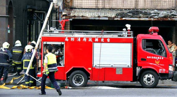 Пожар в тайваньской больнице унес жизни девяти человек