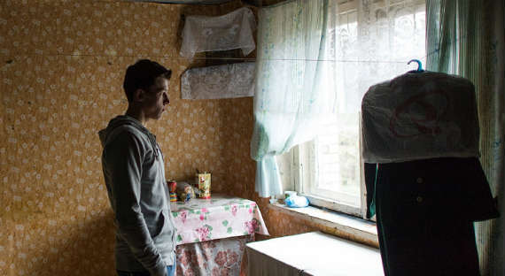 Сироте из Хакасии многие годы не давали положенное по закону жилье