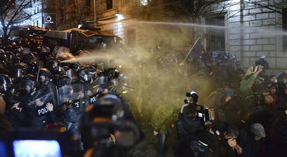 В Грузии вспыхнули массовые протесты