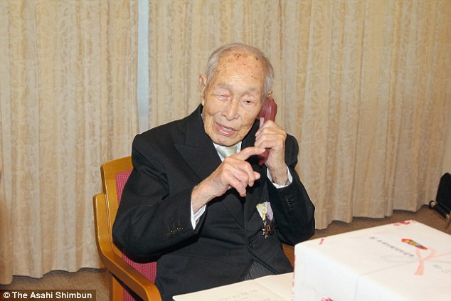 В Японии умер старейший мужчина планеты