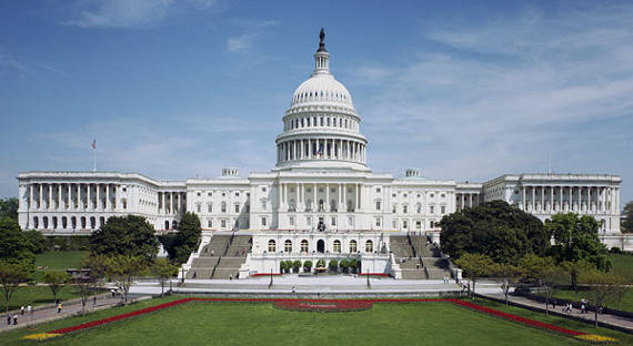 Конгресс США представит проект "всеобъемлющих" санкций против России
