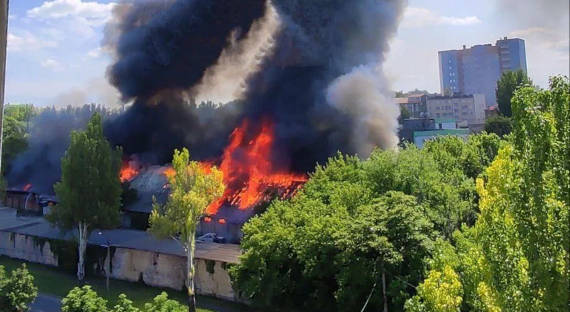 Украинские войска обстреляли жилые районы Донецка