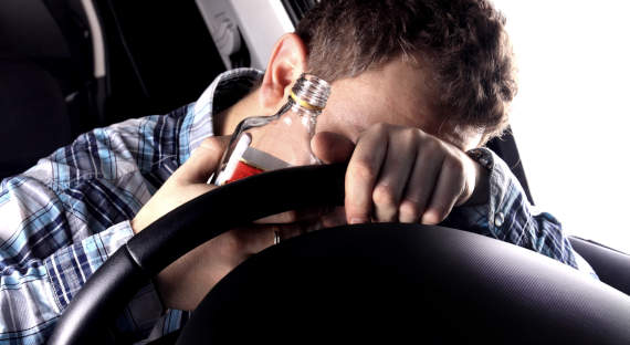 Уличенным в пьяном вождении могут установить алкозамки в автомобили