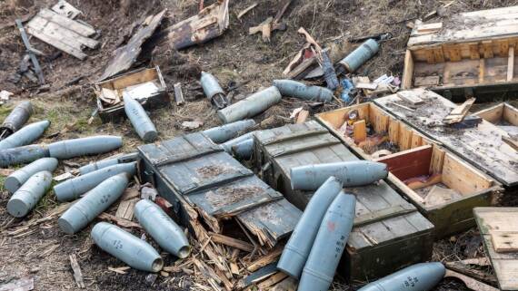 Боевики, бежавшие из Новгородского, бросили много западного оружия