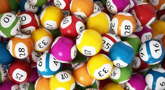 Неизвестный в США выиграл в лотерею более двух миллиардов долларов