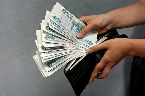 Глава Хакасии заявил о повышении зарплаты муниципальным служащим