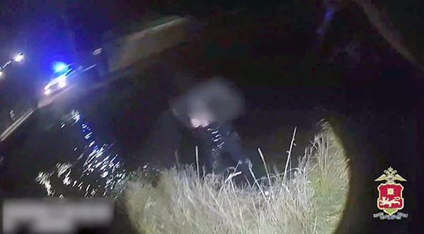 В Хакасии пьяный мотоциклист пытался скрыться от ДПС в реке