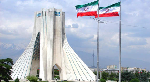Иран приостанавливает сотрудничество с Евросоюзом