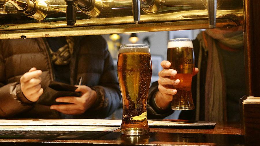 Британский любитель пива обошёл более 50 тысяч пабов