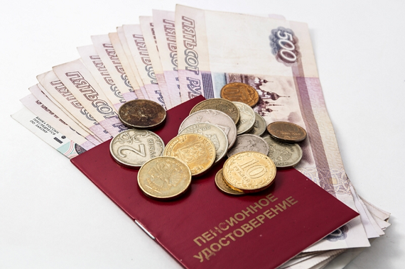 В Хакасии принято решение о дополнительных выплатах к пенсиям