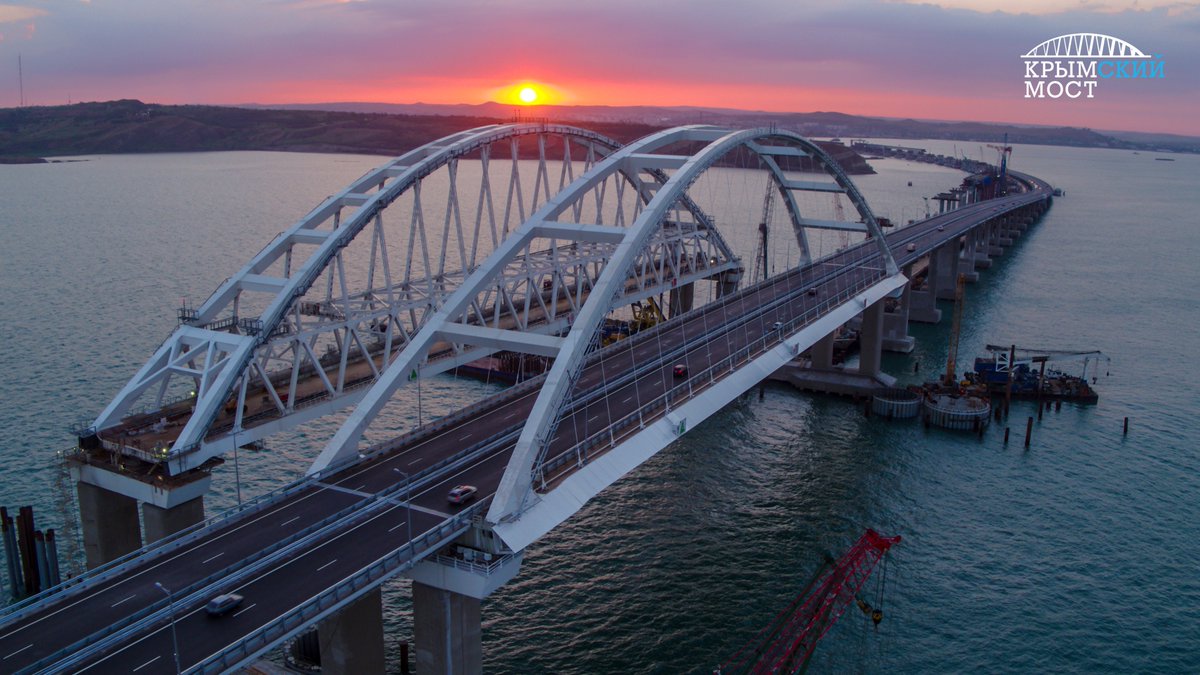 По Крымскому мосту завтра поедут многотонные фуры