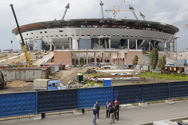 Строители семи стадионов к ЧМ-2018 не уложились в отведенные сроки