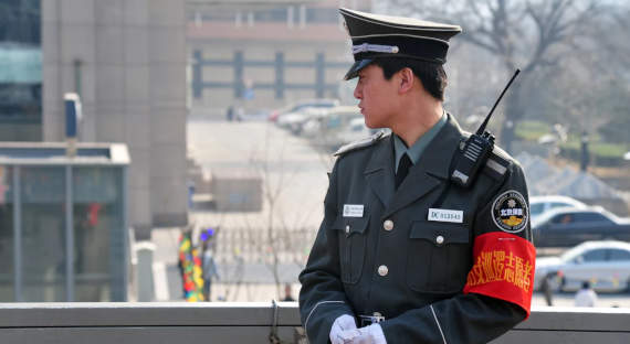 Десятки тысяч чиновников в Китае добровольно сдались антикоррупционным структурам