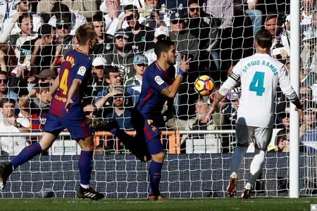 «Барселона» разгромила «Реал» в «Эль-Класико»