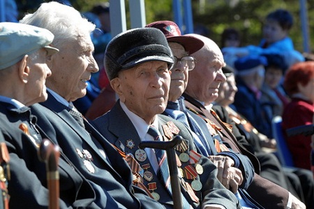 Девять ветеранов из Хакасии справили новоселье в 2015 году