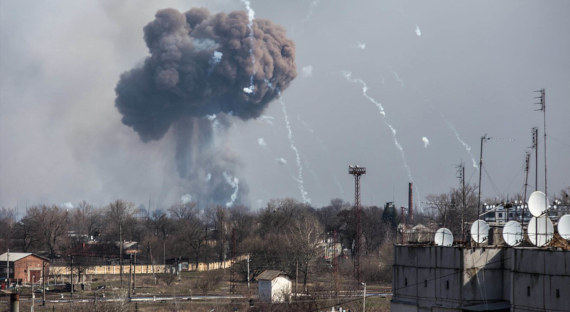 Порошенко обвинил Россию в поджоге складов в Черниговской области