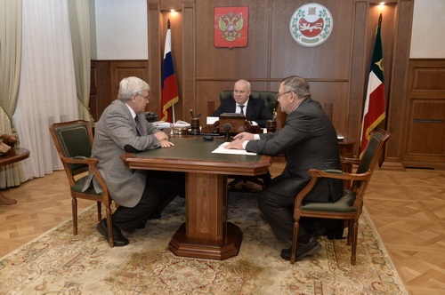 Глава Хакасии встретился с главой исполкома ассоциации «Сибирское соглашение»